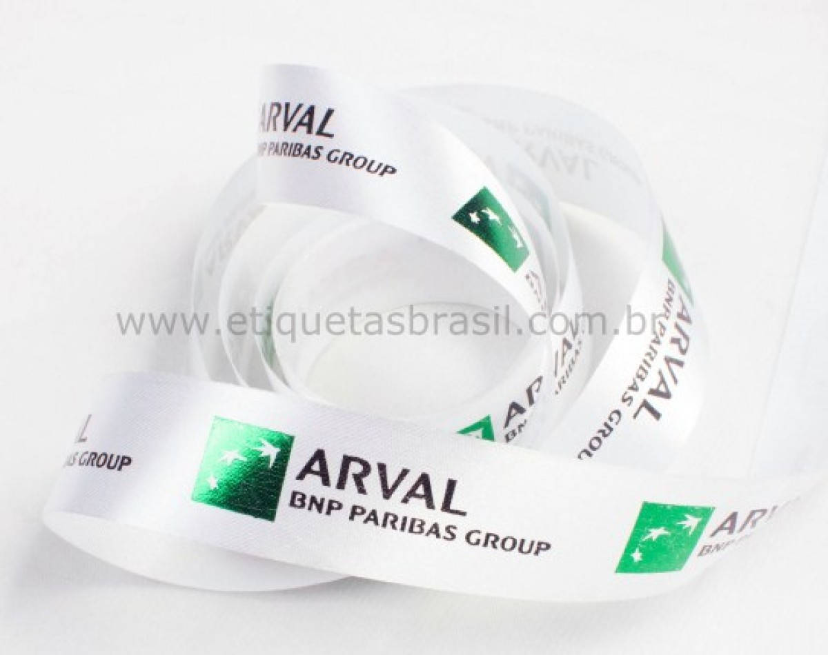 fitas estampadas com logo